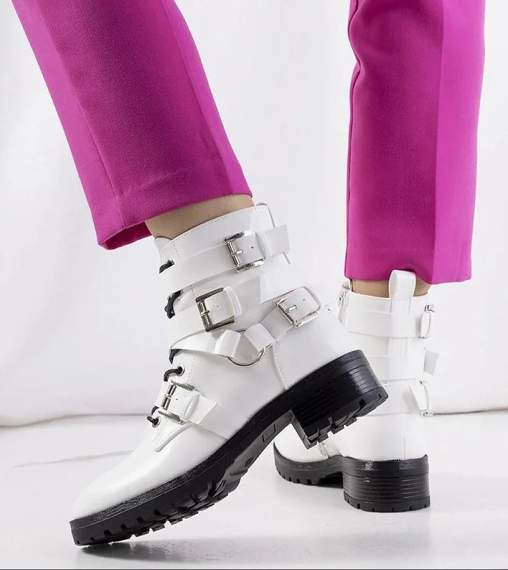 Balti pašiltinti aulinukai Solea „Donsa“ - Jaukuma