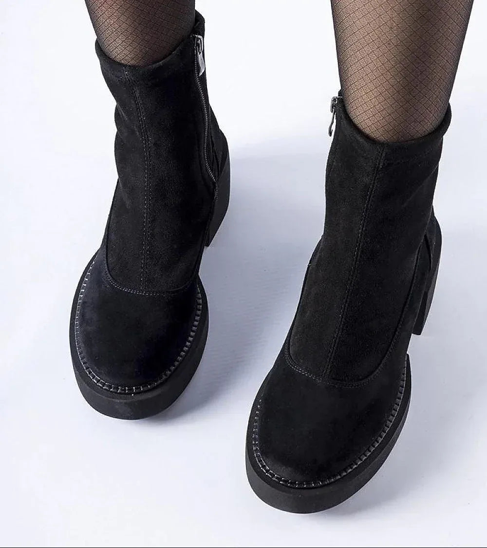 Juodi pašiltinti aulinukai su storu kulnu Solea „Maria“ - Jaukuma